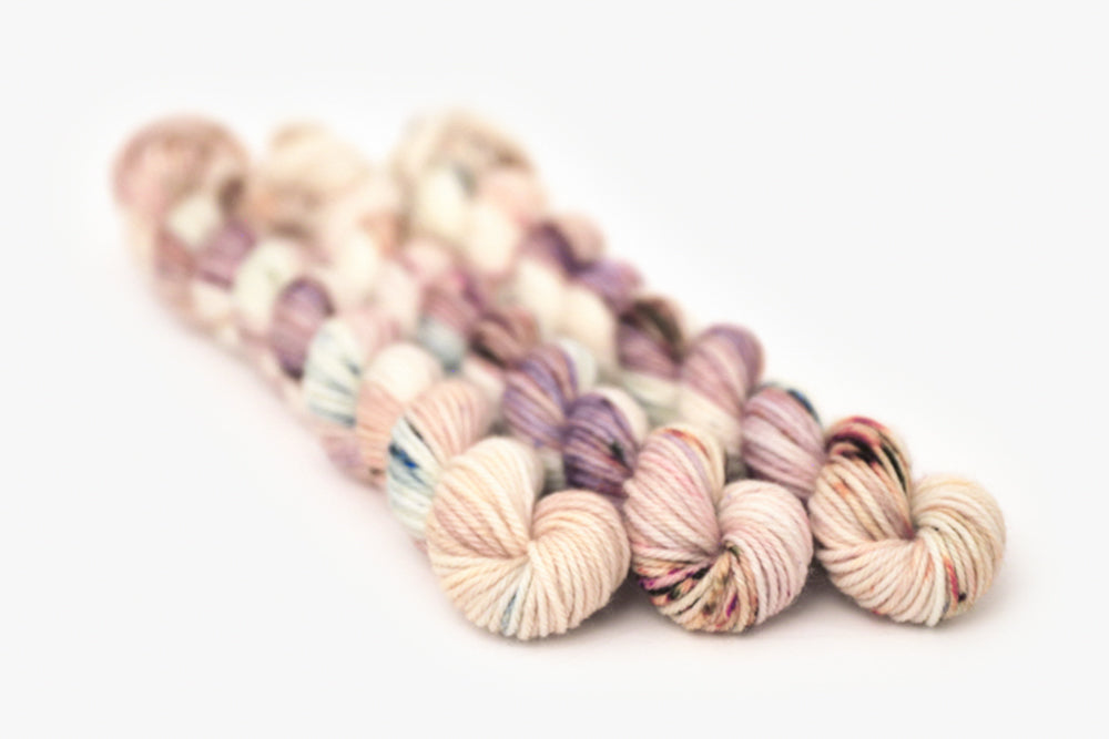 speckled hand dyed white pink mauve dk mini yarn